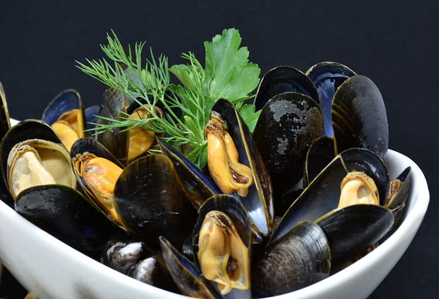 mejillones al ajillo