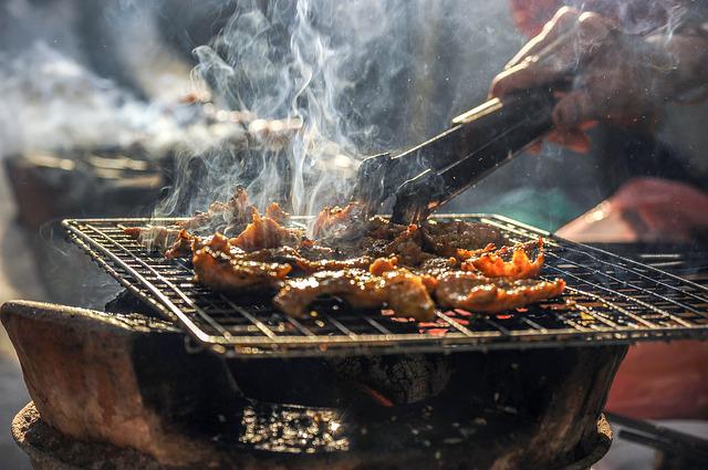 humo generado por barbacoa